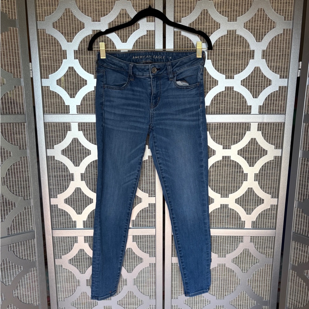 American Eagle Outfitters Women's Blue Straight Leg Jeans